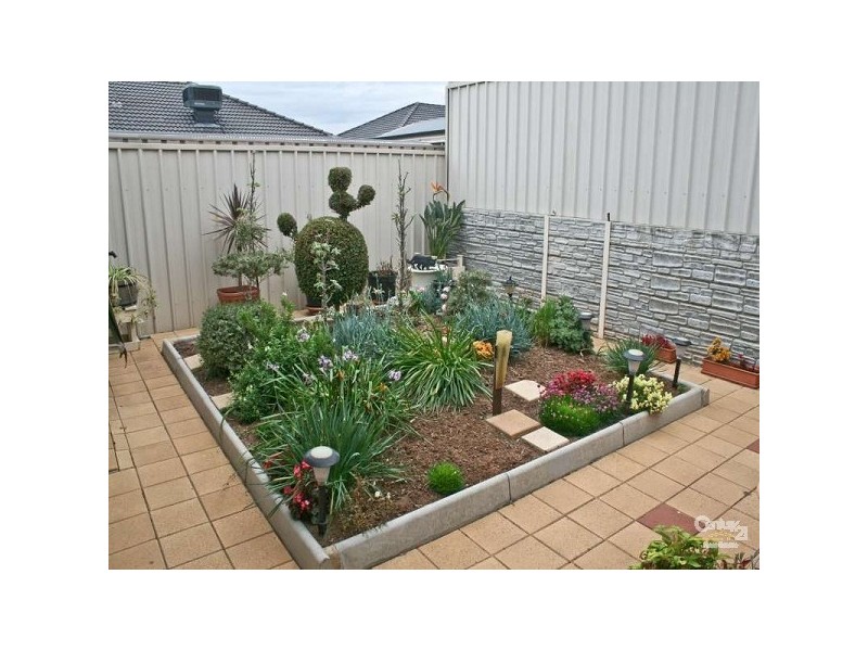 12 Breakwater Court, Seaford Rise SA 5169