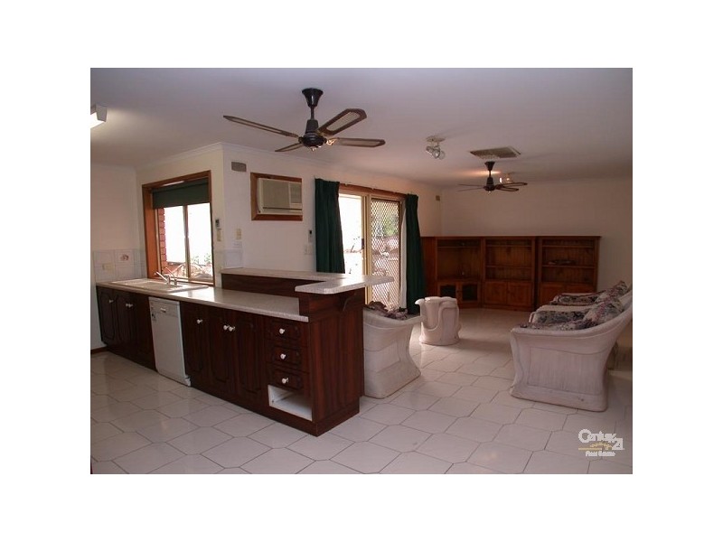6 Jutland Parade, Woodcroft SA 5162