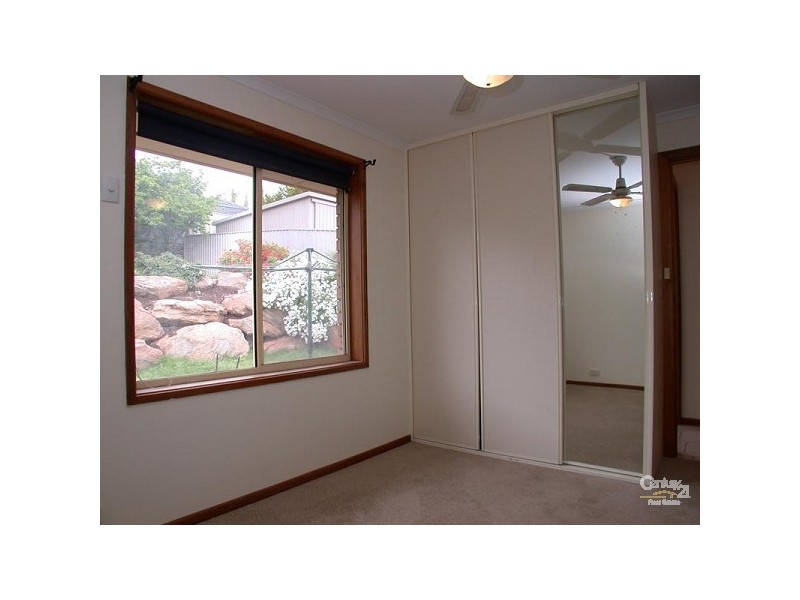 6 Jutland Parade, Woodcroft SA 5162