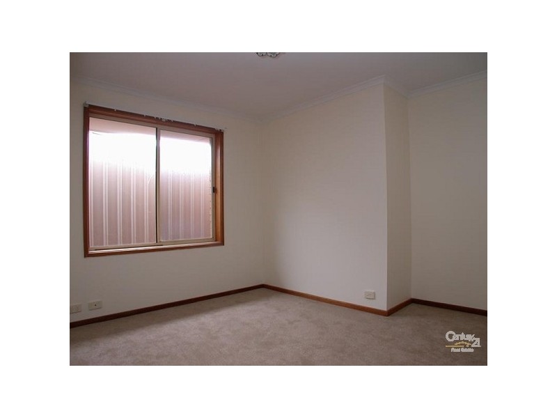 6 Jutland Parade, Woodcroft SA 5162