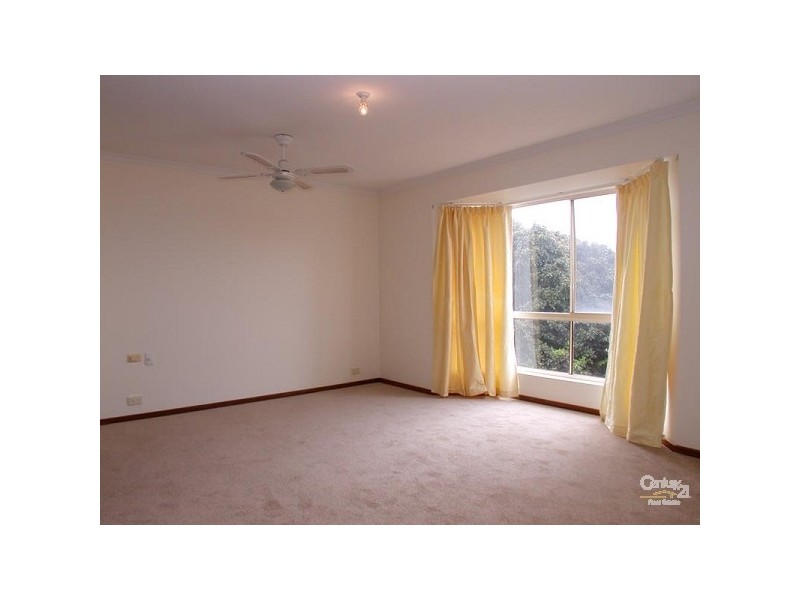 6 Jutland Parade, Woodcroft SA 5162