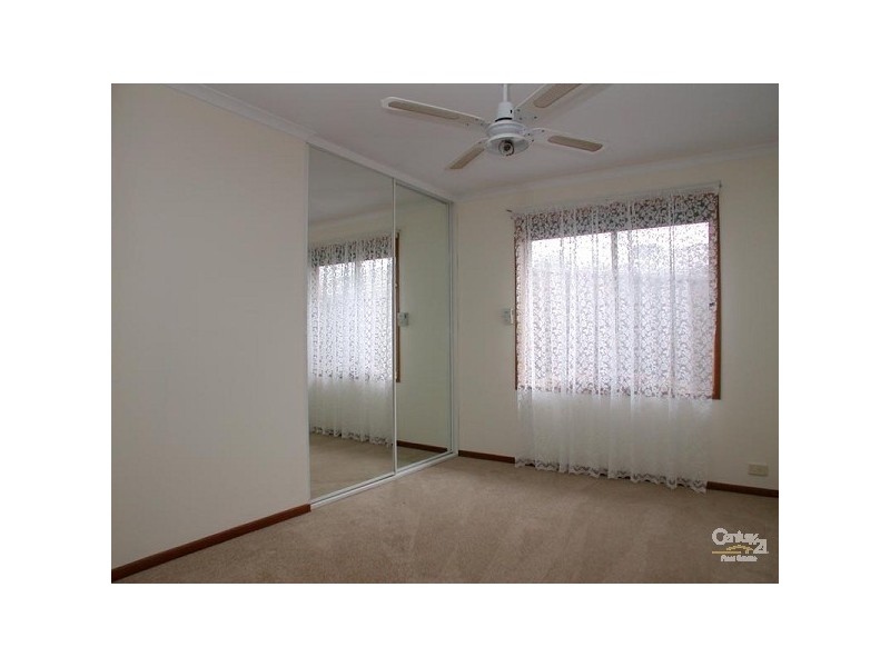 6 Jutland Parade, Woodcroft SA 5162