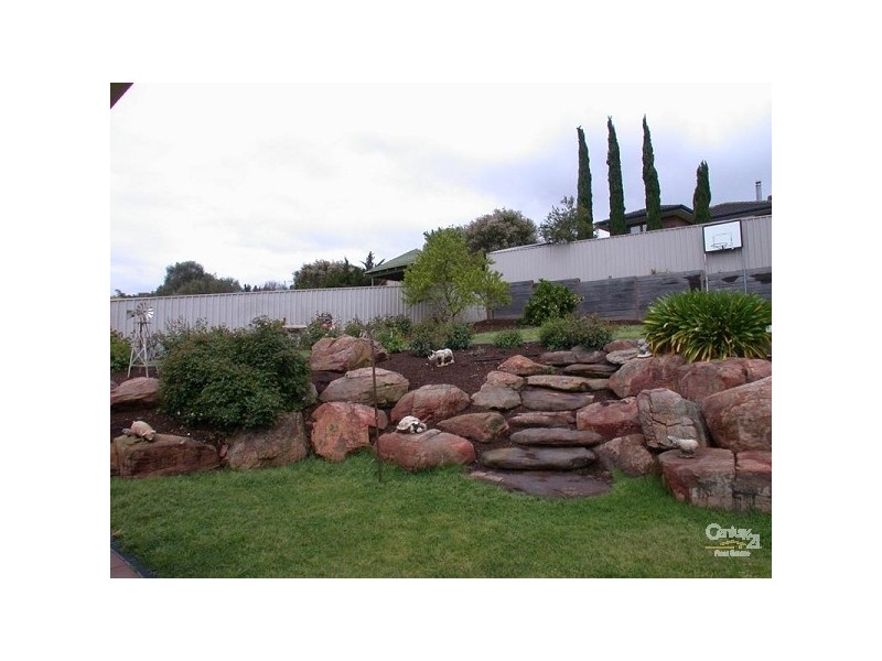 6 Jutland Parade, Woodcroft SA 5162