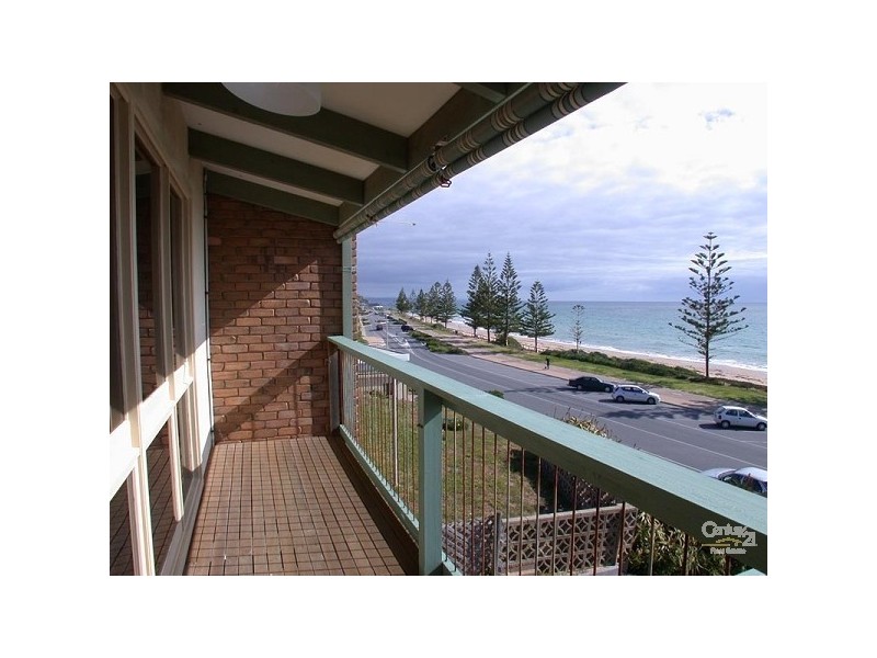 3/15 Esplanade, Christies Beach SA 5165