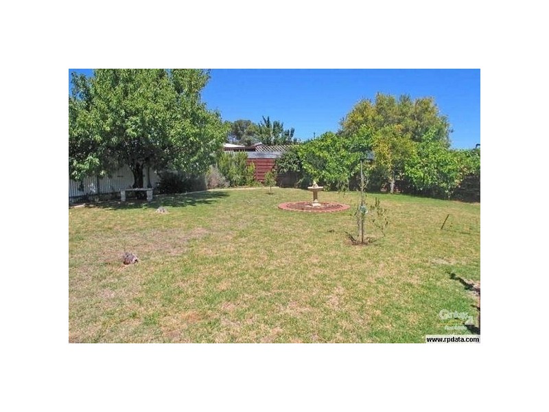 4 Lynlee Crescent, Huntfield Heights SA 5163