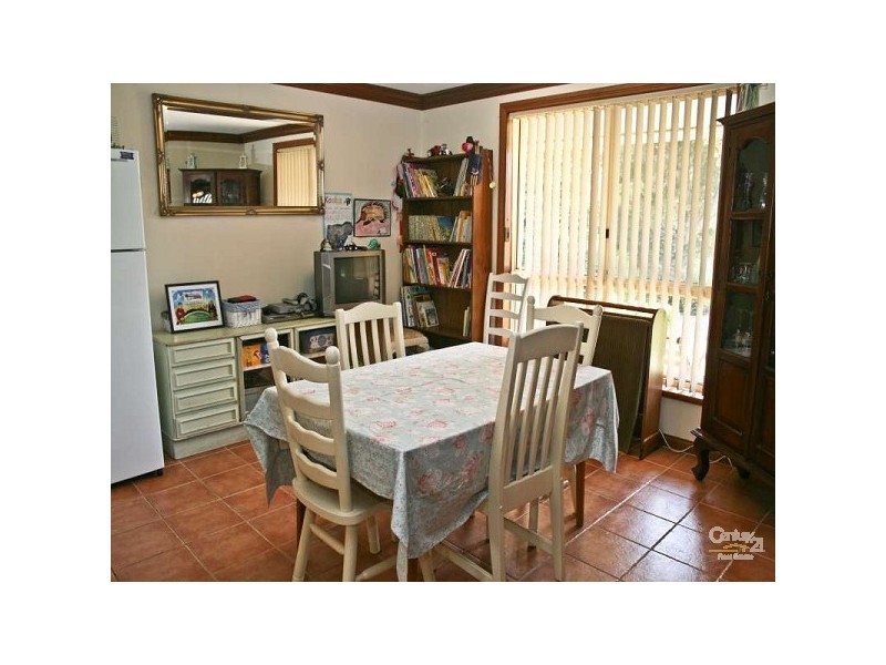 28 Bordeaux Drive, Woodcroft SA 5162