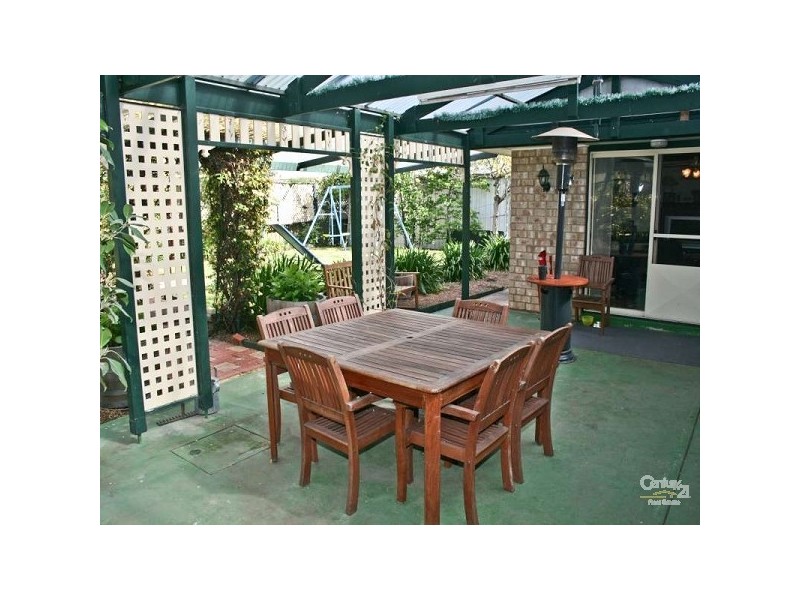 28 Bordeaux Drive, Woodcroft SA 5162