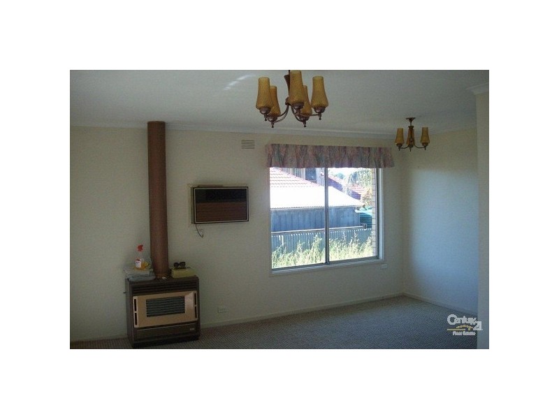 18 Walnut Street, Old Reynella SA 5161