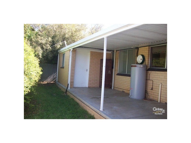 18 Walnut Street, Old Reynella SA 5161