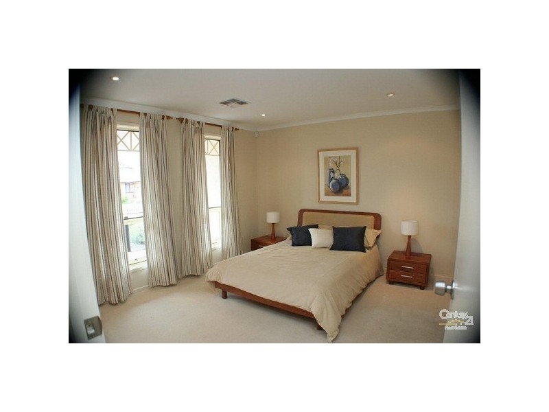 5 William Webb Drive, Sheidow Park SA 5158