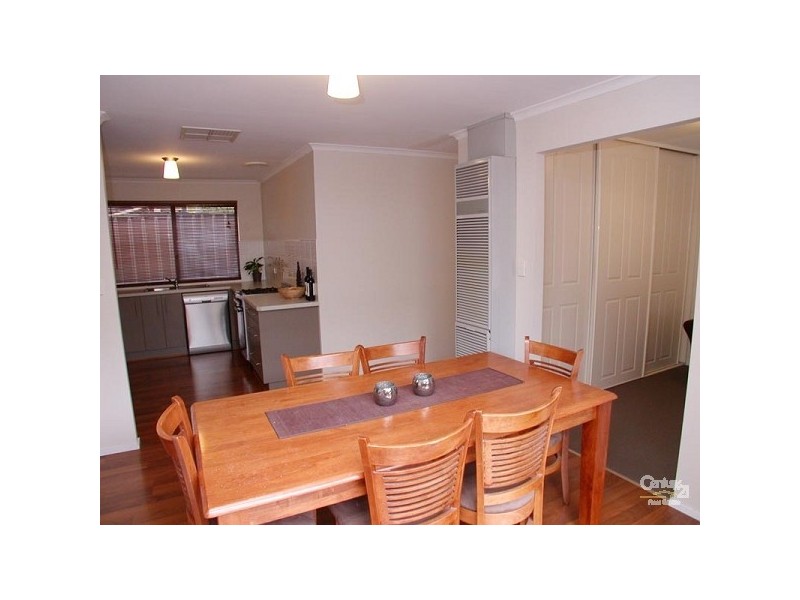 8 Baume Cct, Old Reynella SA 5161