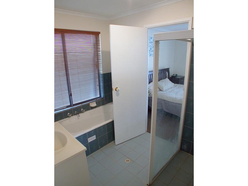 8 Baume Cct, Old Reynella SA 5161