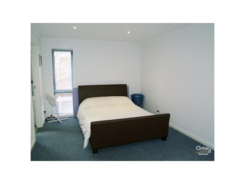 2C St Vincents Avenue, Hallett Cove SA 5158
