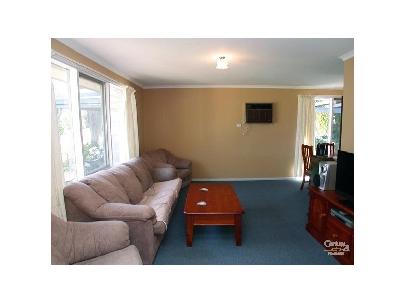 15 Jennifer Drive, Happy Valley SA 5159