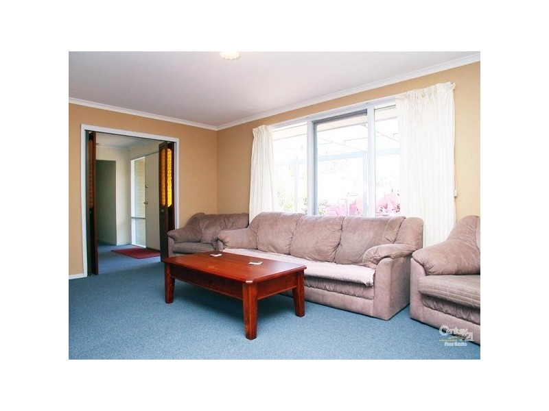 15 Jennifer Drive, Happy Valley SA 5159