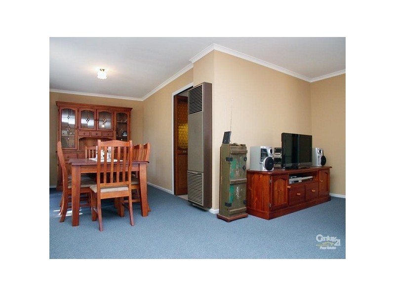 15 Jennifer Drive, Happy Valley SA 5159
