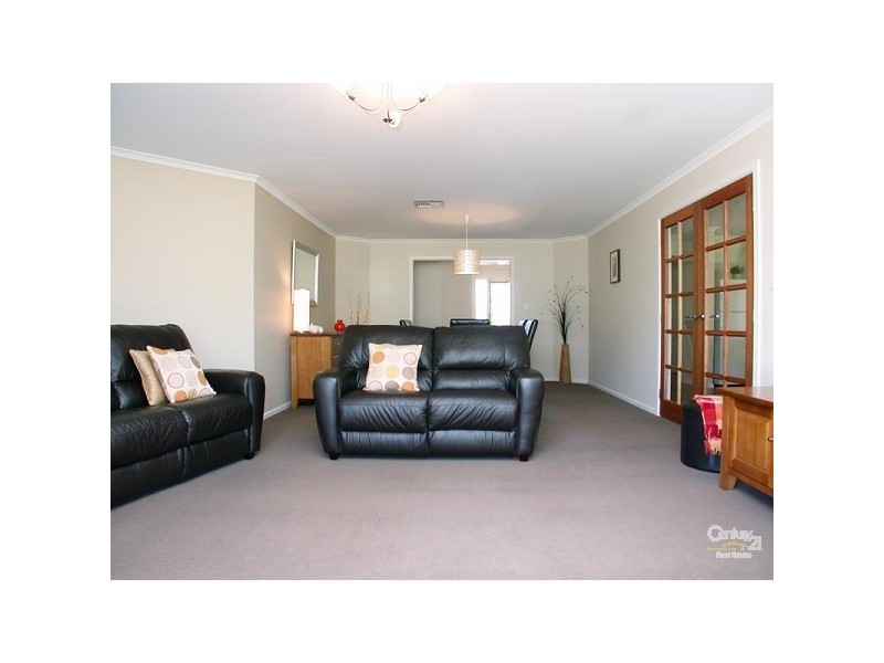 8 Summer Street, Mclaren Flat SA 5171