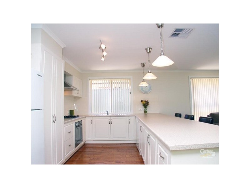 8 Summer Street, Mclaren Flat SA 5171