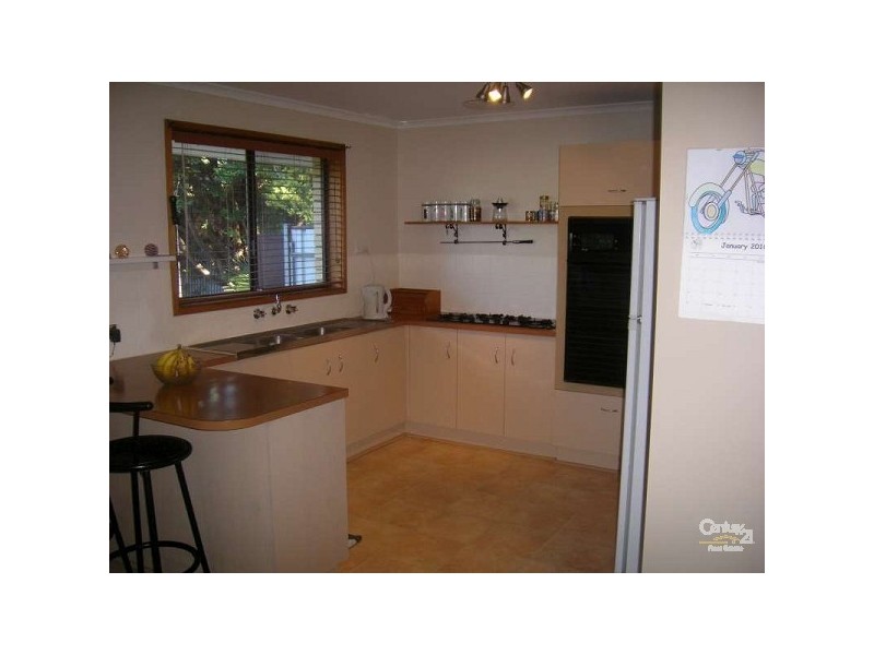 14 Birchenough Road, Huntfield Heights SA 5163