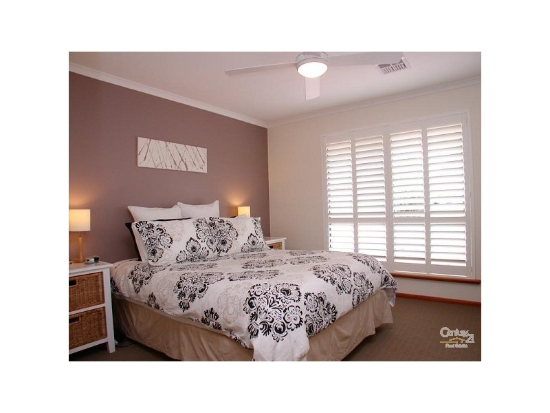 56 Investigator Drive, Woodcroft SA 5162