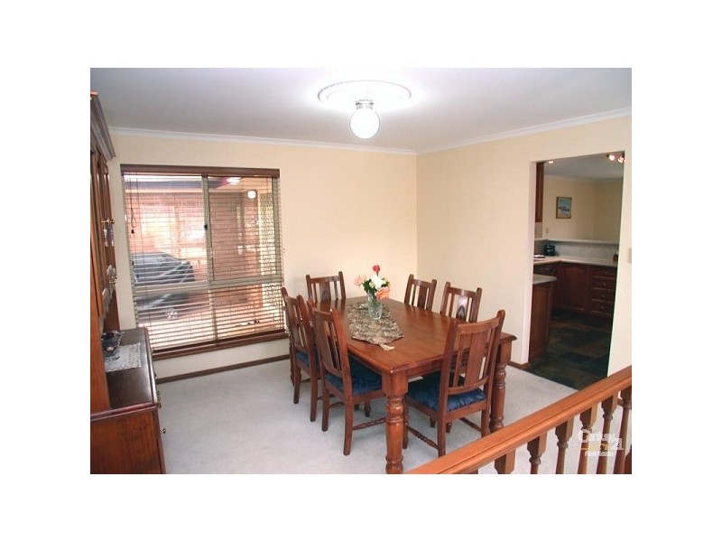 27 Siegersdorf Crescent, Old Reynella SA 5161