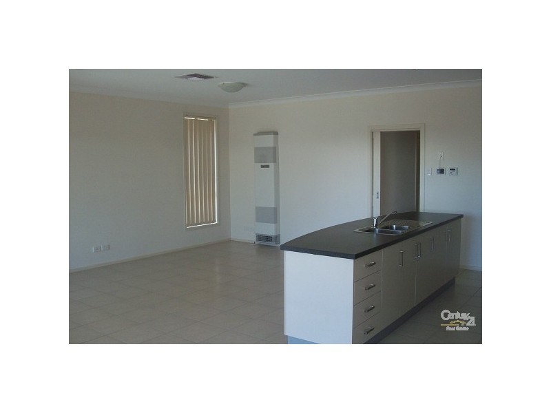 2A Waratah Square, Seacombe Gardens SA 5047