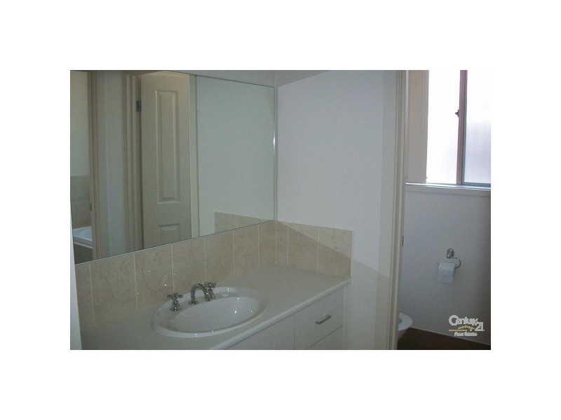 2A Waratah Square, Seacombe Gardens SA 5047