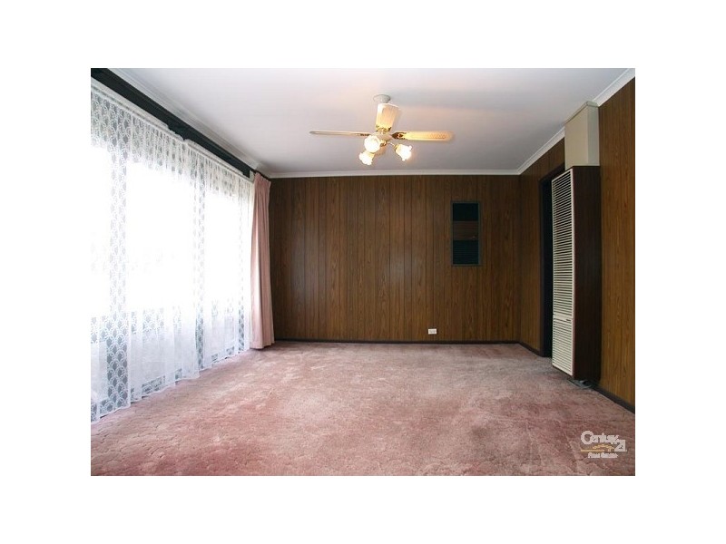 5 Chestnut Place, Hackham West SA 5163