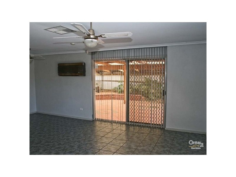 6 Daphne Court, Morphett Vale SA 5162
