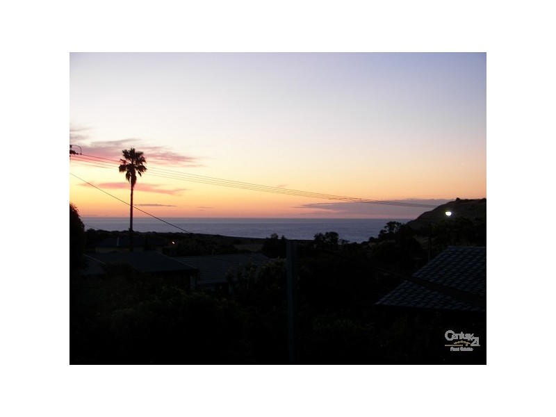 17 Seabreeze Crescent, Maslin Beach SA 5170