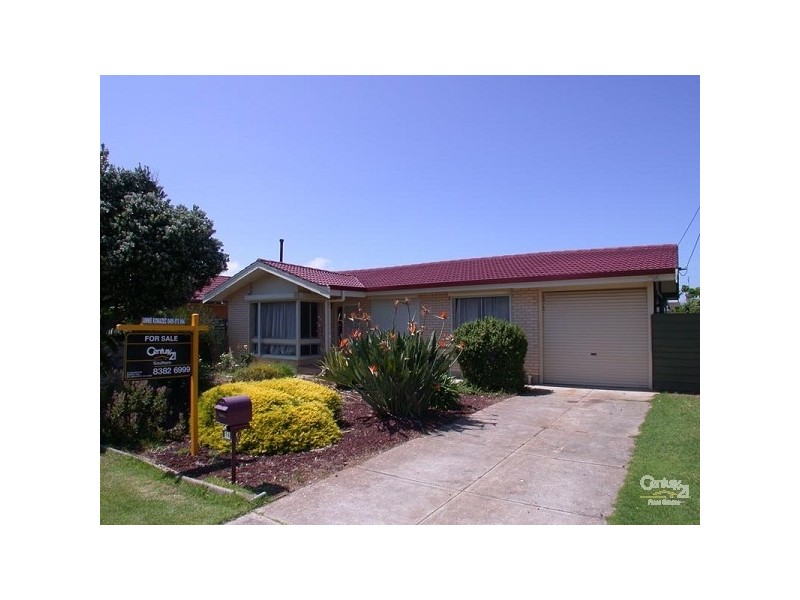 16 Weeroona Avenue, Port Noarlunga South SA 5167