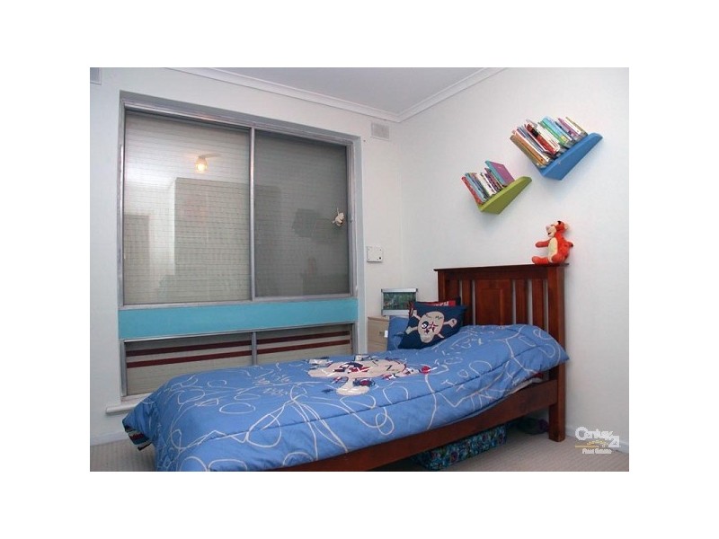 16 Weeroona Avenue, Port Noarlunga South SA 5167