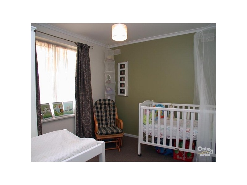 16 Weeroona Avenue, Port Noarlunga South SA 5167