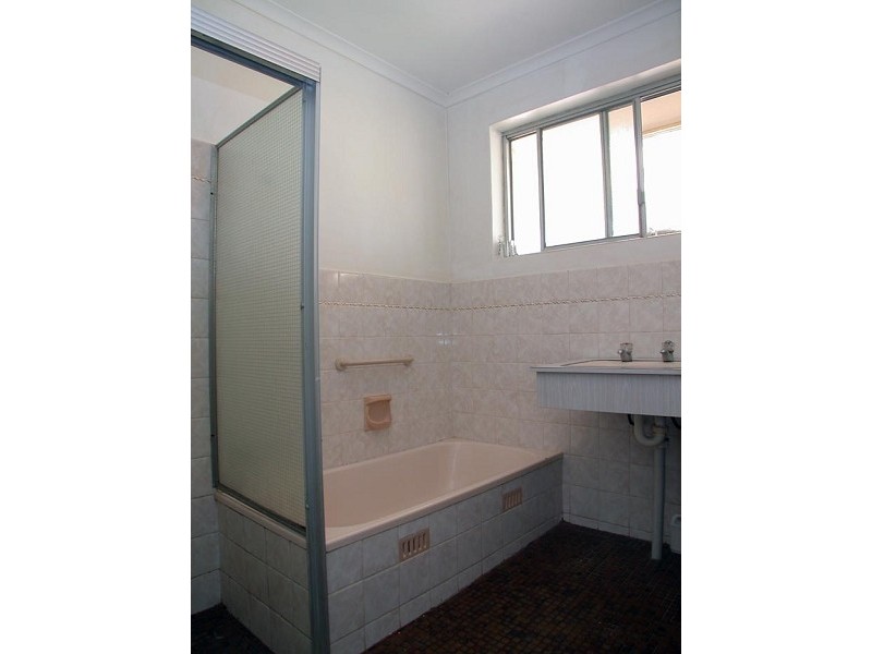 16 Weeroona Avenue, Port Noarlunga South SA 5167