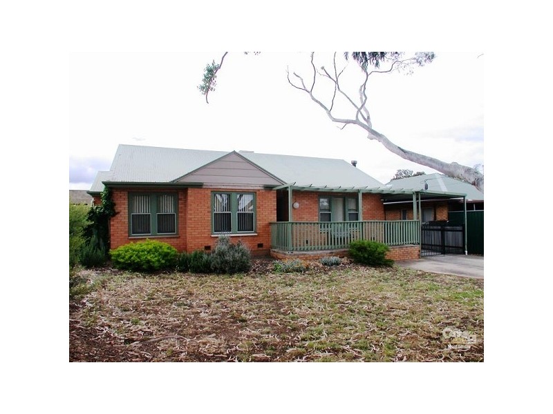 8 Jennifer Drive, Morphett Vale SA 5162