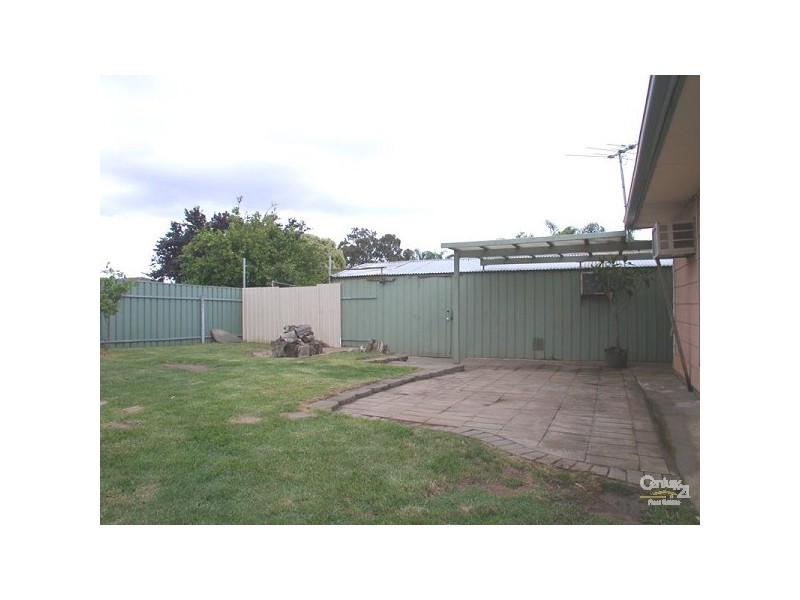 8 Jennifer Drive, Morphett Vale SA 5162