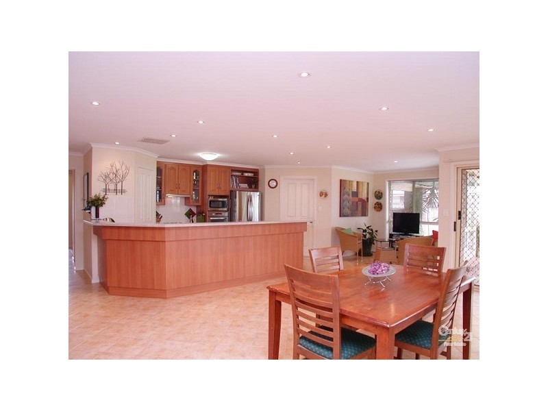 23 Morningside Drive, Woodcroft SA 5162