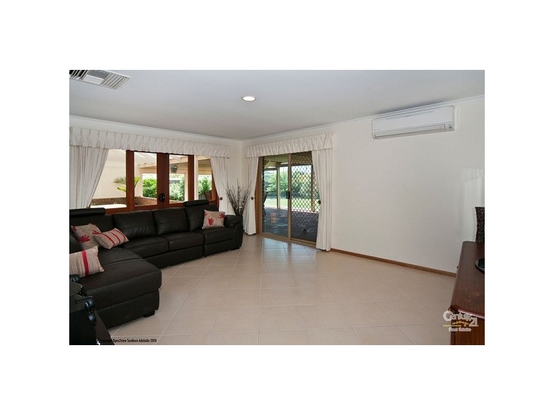 3 Arabian Drive, Woodcroft SA 5162