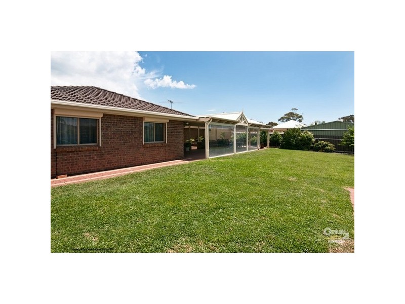 3 Arabian Drive, Woodcroft SA 5162
