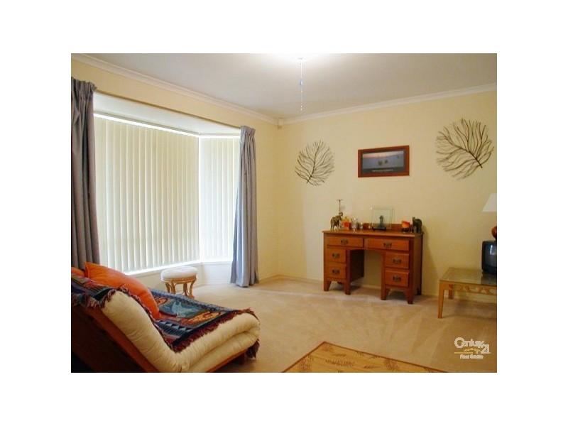 12 Chamberlain Drive, Christie Downs SA 5164
