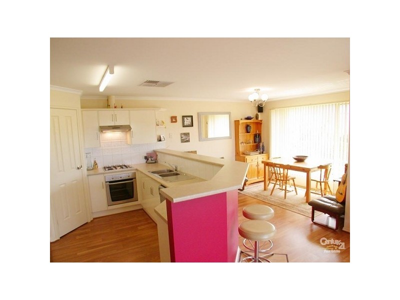 12 Chamberlain Drive, Christie Downs SA 5164