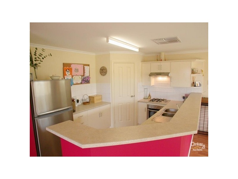 12 Chamberlain Drive, Christie Downs SA 5164