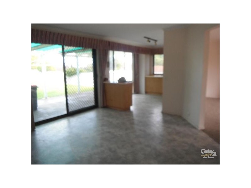 7 French Crescent, Trott Park SA 5158