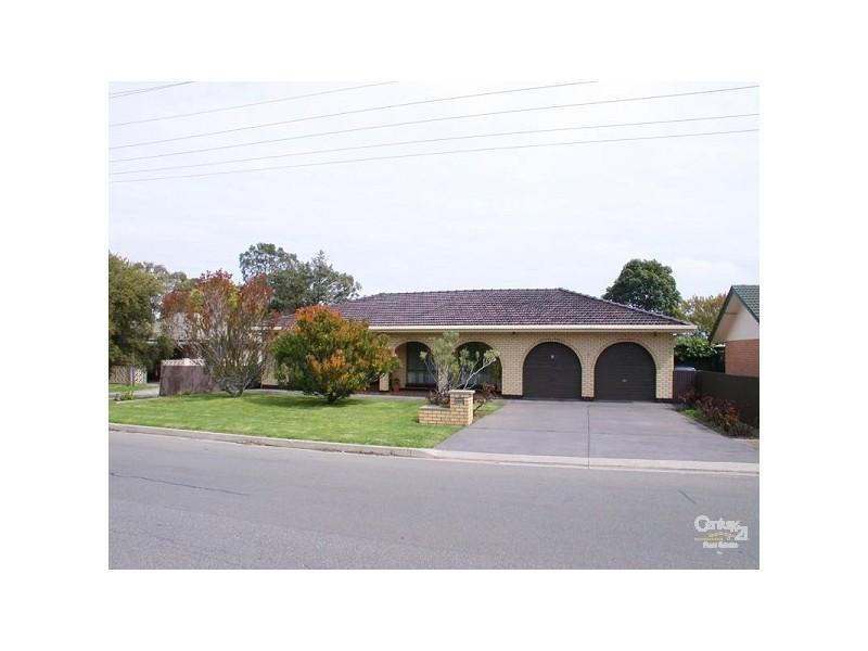 17 Gilbertson Avenue, Morphett Vale SA 5162