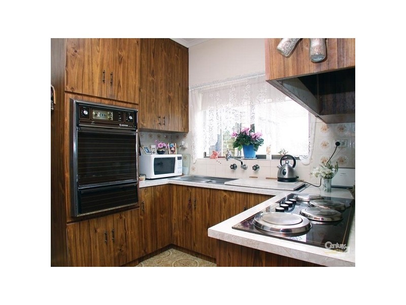 17 Gilbertson Avenue, Morphett Vale SA 5162