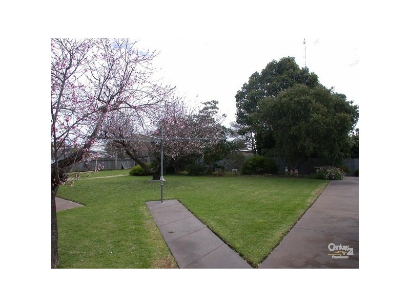 17 Gilbertson Avenue, Morphett Vale SA 5162