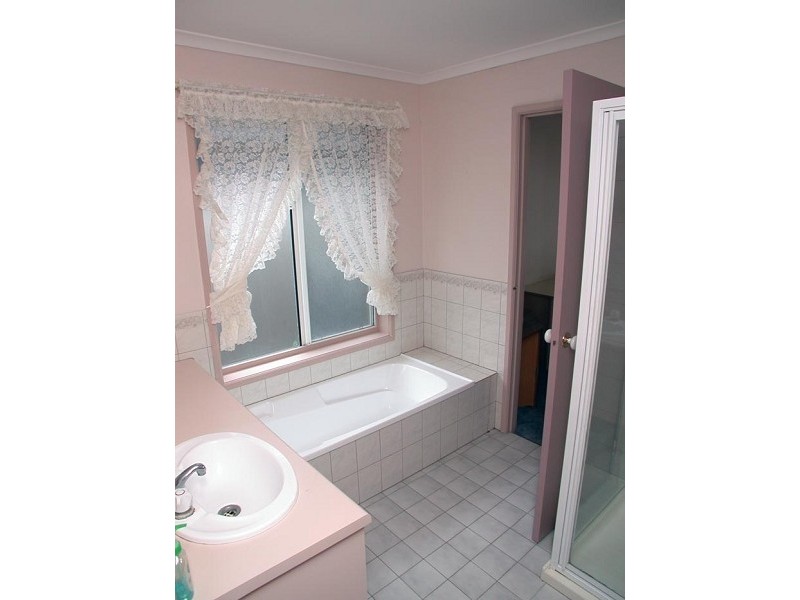 4 Sonar Court, Seaford Rise SA 5169