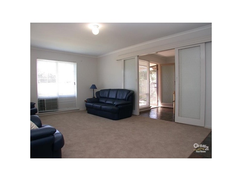 1 Halyard Crescent, Seaford SA 5169