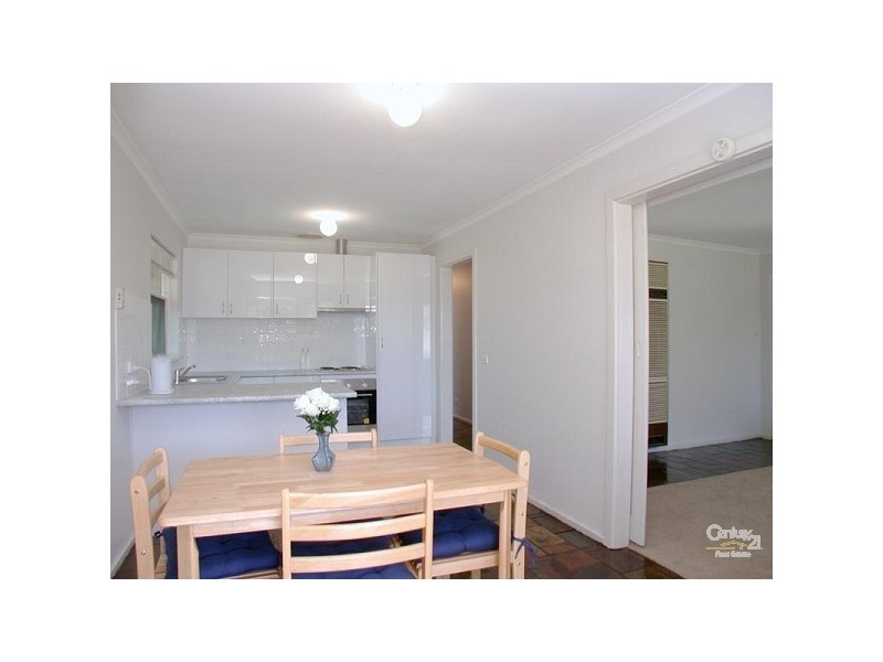 1 Halyard Crescent, Seaford SA 5169