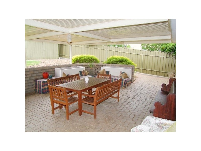 14 Odessa Court, Woodcroft SA 5162